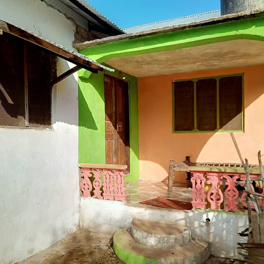 Wasini Raha Snorkeling And Diving Apartment Exterior photo